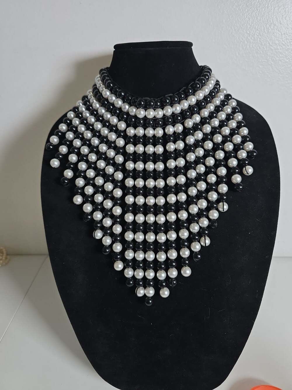 #388 Vintage Black & White Faux Pearl Waterfall Bib Statement Necklace